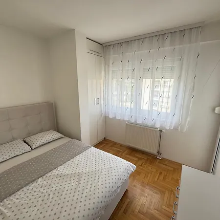 Διαμέρισμα 4th. Floor Μπάνια Λούκα